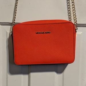 Michael Kors Jet Set Crossbody Bag (red/orange)